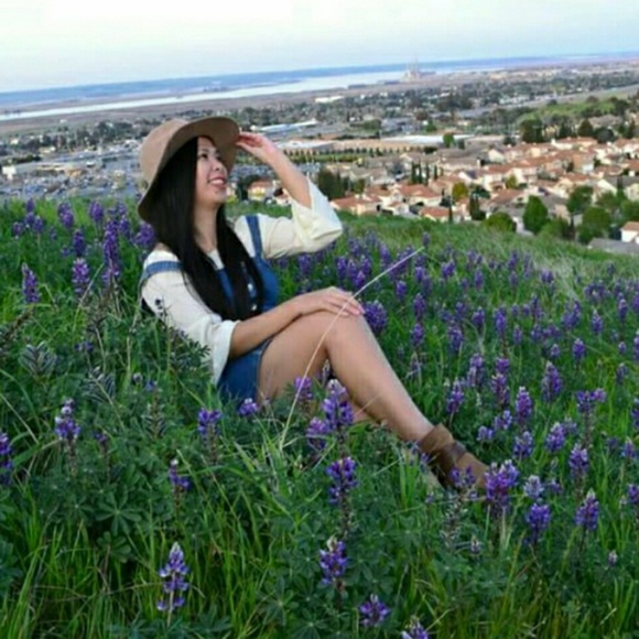 Meet your Posher, Judith - Picture 7 of 8